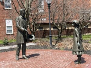Grace and Abe statue, Westfield, NY